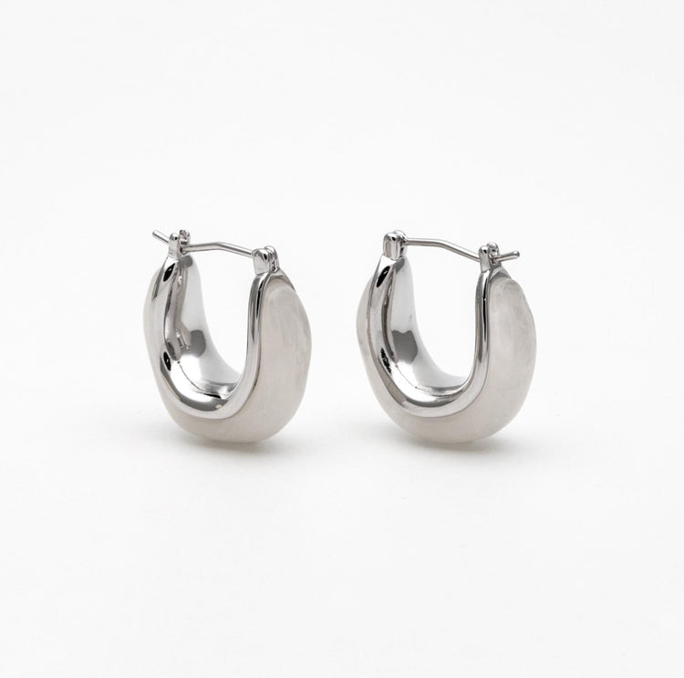 Creamy Resin Hoops