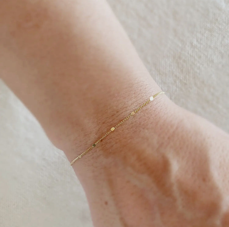 18k Gold Filled Pressed Details Bracelet